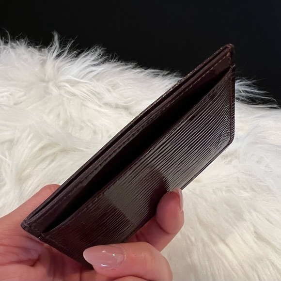 Louis Vuitton Epi Electric Card Holder, Deep Burgundy - Picture 6 of 8
